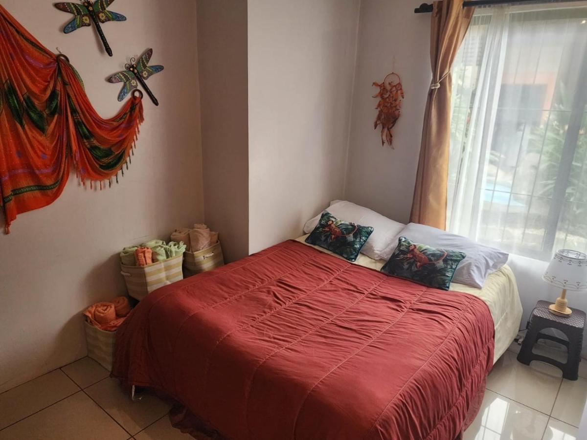 Elegant Villa In La Fortuna With Spacious Backyard Plus Very Private Pool & Parking מראה חיצוני תמונה