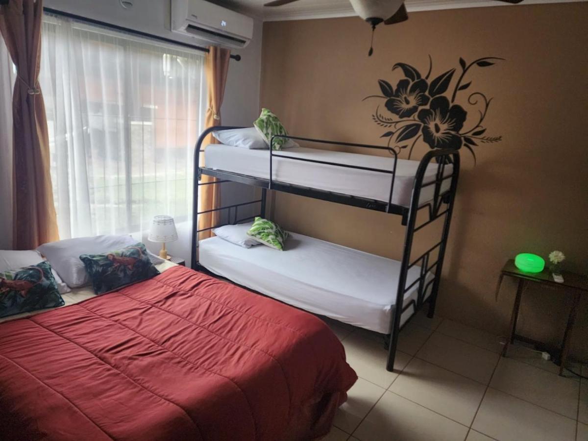 Elegant Villa In La Fortuna With Spacious Backyard Plus Very Private Pool & Parking מראה חיצוני תמונה